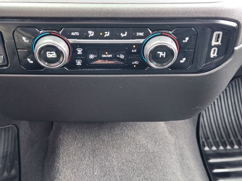 Certified 2025 Chevrolet Silverado 1500 LT image 19