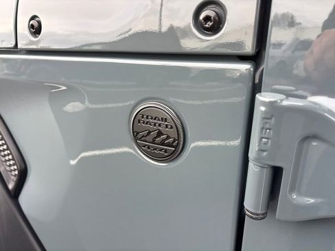 Used 2024 Jeep Wrangler Sport image 33