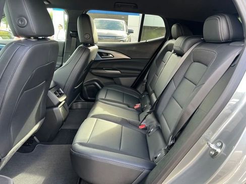 New 2026 Chevrolet Equinox EV LT image 11