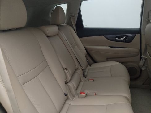 Used 2015 Nissan Rogue SL FWD image 19