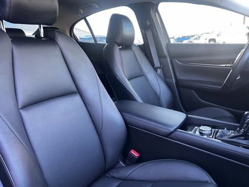 Used 2022 MAZDA MAZDA3 s image 21