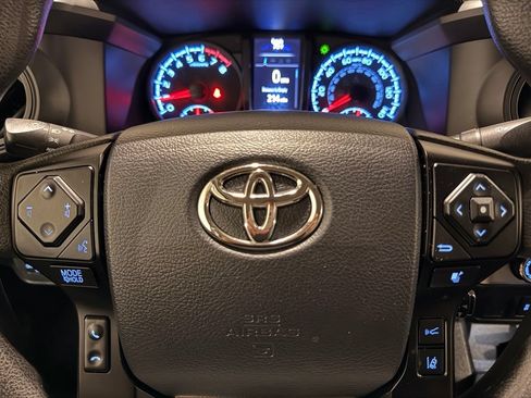 Used 2023 Toyota Tacoma SR AWD/4WD image 19
