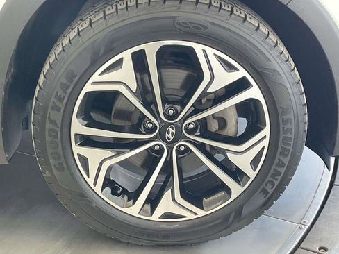 Used 2019 Hyundai Santa Fe AWD image 14