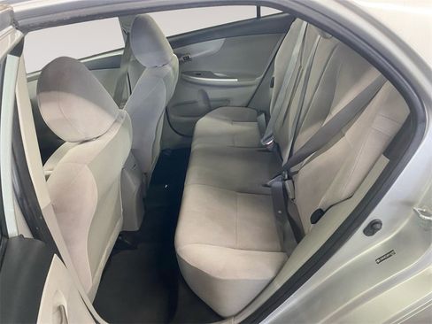 Used 2011 Toyota Corolla LE image 13