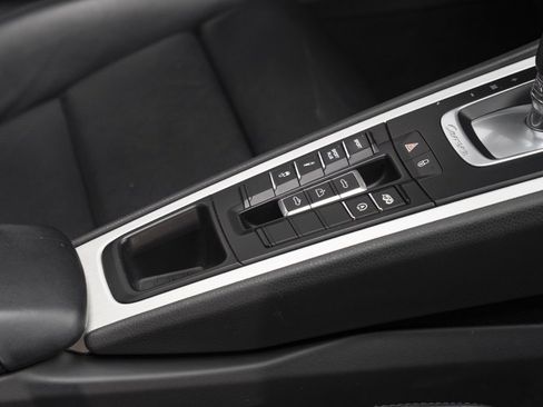 Used 2015 Porsche 911 Carrera S image 30