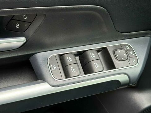 Certified 2026 Mercedes-Benz GLB 250 4MATIC image 14