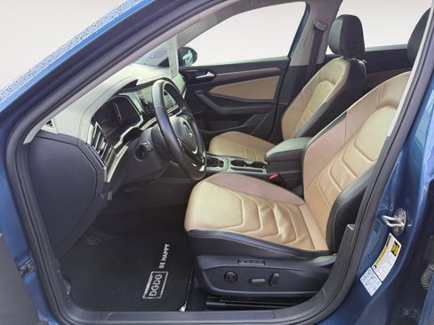 Used 2019 Volkswagen Jetta SEL Premium image 10