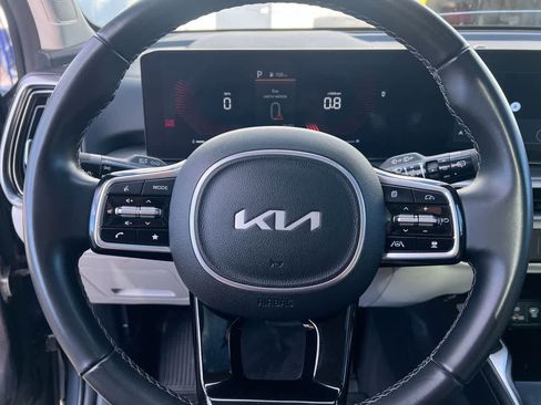 Certified 2025 Kia Sorento S w/ Panoramic Sunroof Package AWD/4WD image 14