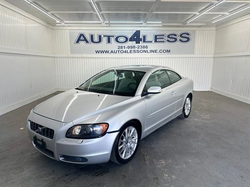 Used 2007 Volvo C70 T5 image 1