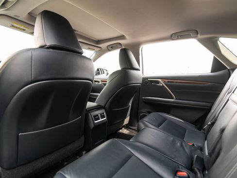 Used 2019 Lexus RX 350L AWD image 17