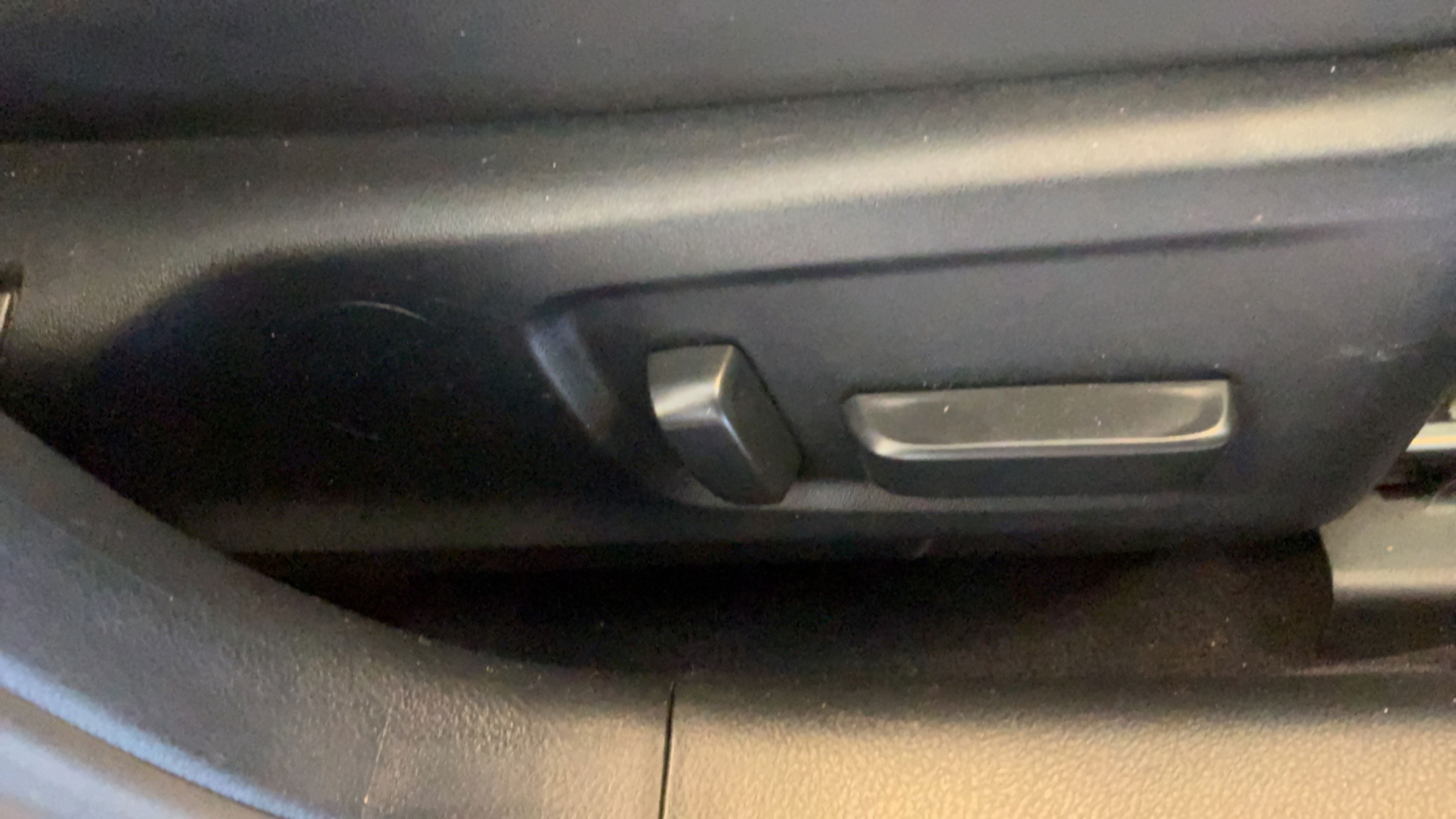 Used 2020 Lexus IS 300 w/ Accessory Package RWD image 35