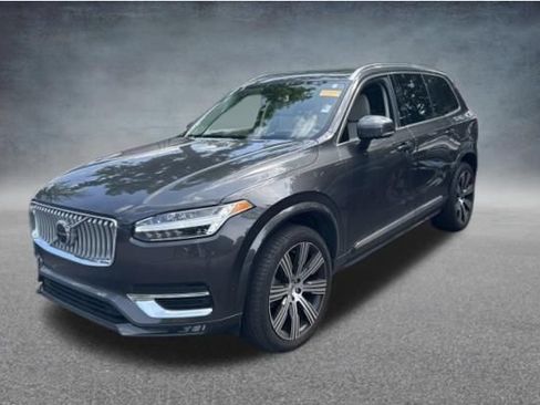Used 2023 Volvo XC90 B6 Ultimate w/ Protection Package Premier AWD/4WD image 2