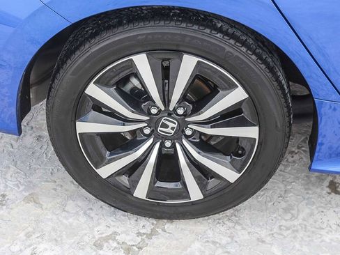 Certified 2023 Honda Civic EX image 9