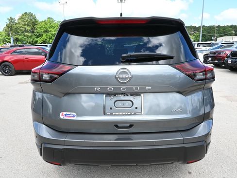 Used 2024 Nissan Rogue S AWD/4WD image 30