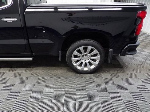 Used 2021 Chevrolet Silverado 1500 High Country w/ Technology Package image 47