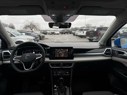 New 2026 Volkswagen Taos SEL image 21