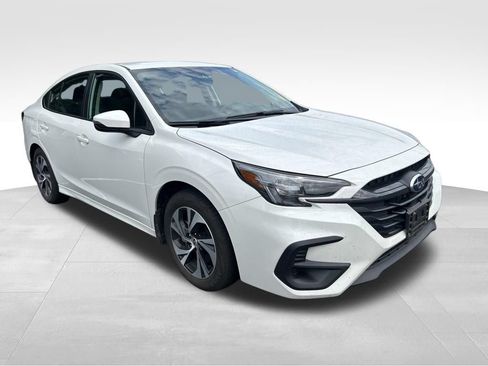 Used 2025 Subaru Legacy Premium w/ Popular Package #1A AWD/4WD image 7