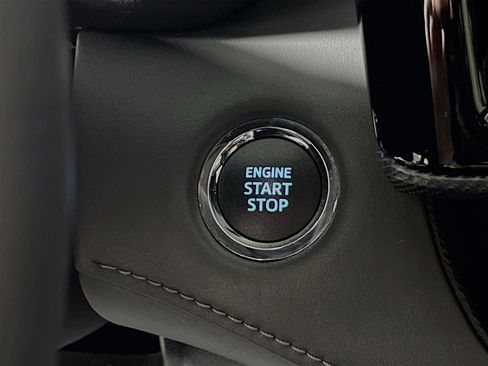 Used 2022 Toyota Highlander XSE image 23