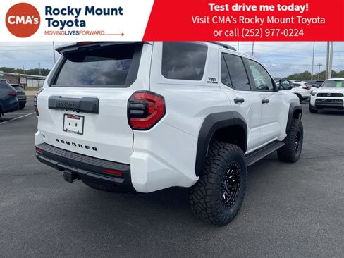 New 2025 Toyota 4Runner TRD Off-Road Premium image 7