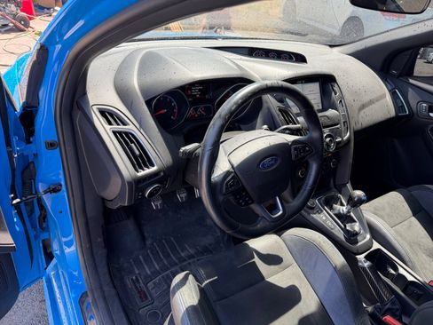 Used 2018 Ford Focus RS AWD/4WD image 18