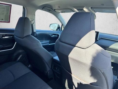 Certified 2025 Toyota RAV4 XLE image 21