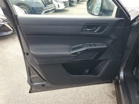 New 2025 Nissan Pathfinder SV w/ Cargo Package image 5