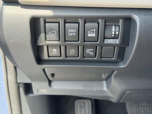 Used 2022 Subaru Forester Limited AWD/4WD image 24
