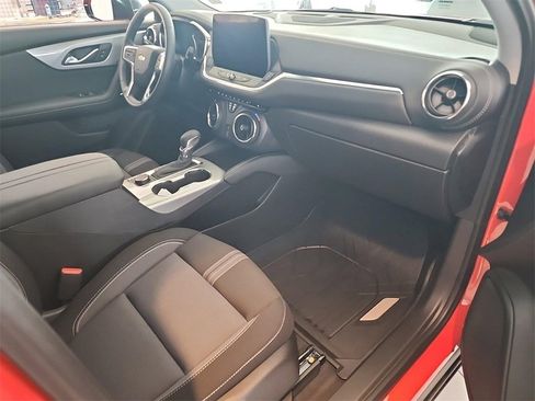New 2025 Chevrolet Blazer LT w/ Midnight/Sport Edition image 26
