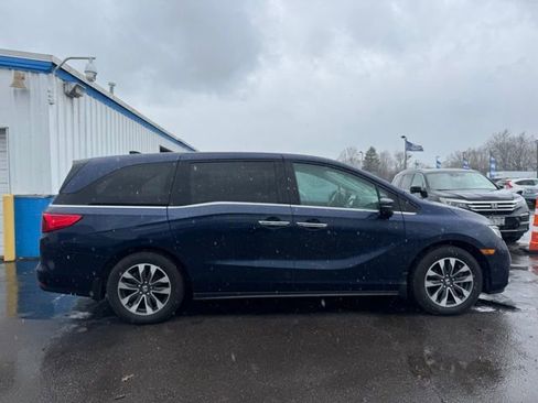 Used 2024 Honda Odyssey EX-L image 1