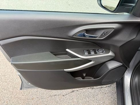 Used 2024 Chevrolet Trax LS image 13