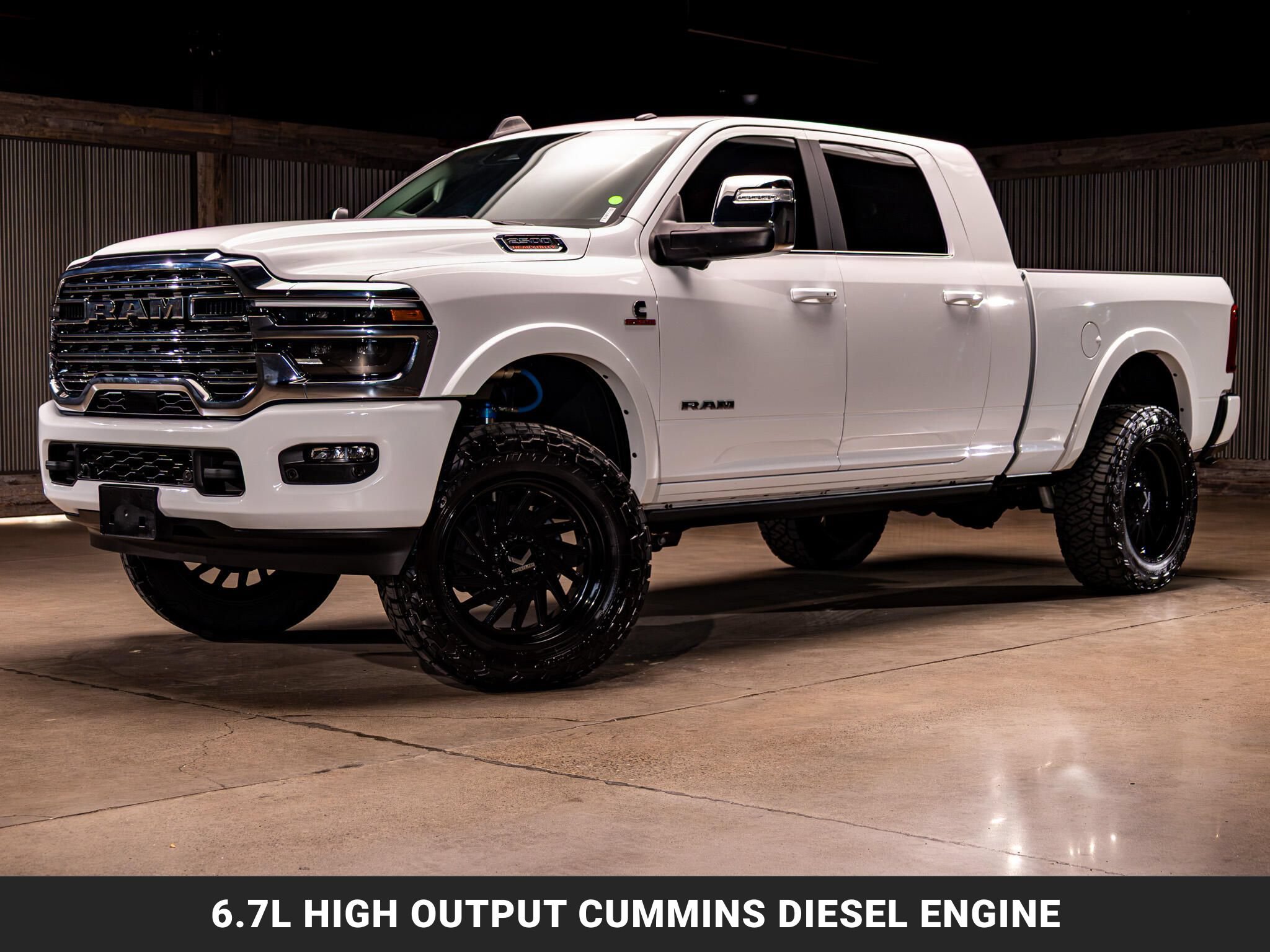 Used 2025 RAM 2500 Limited AWD/4WD image 4
