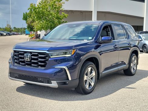 Used 2024 Honda Pilot EX-L image 3