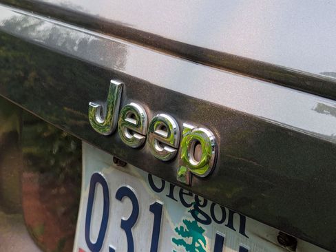 Used 2014 Jeep Patriot Latitude FWD image 5