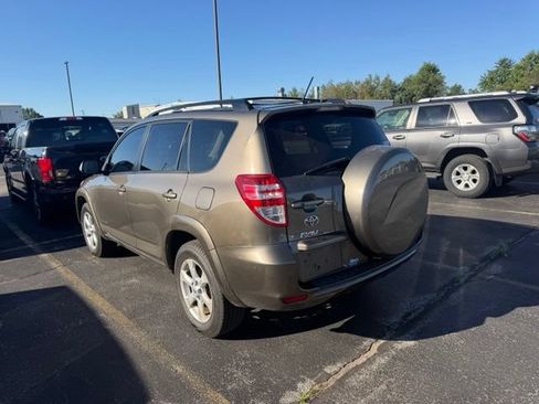 Used 2011 Toyota RAV4 Limited w/ Limited Extra Value Pkg AWD/4WD image 6