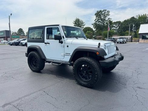 Used 2014 Jeep Wrangler Sport w/ Quick Order Package 24S AWD/4WD image 4