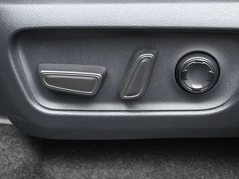 Certified 2025 Toyota 4Runner Limited image 10