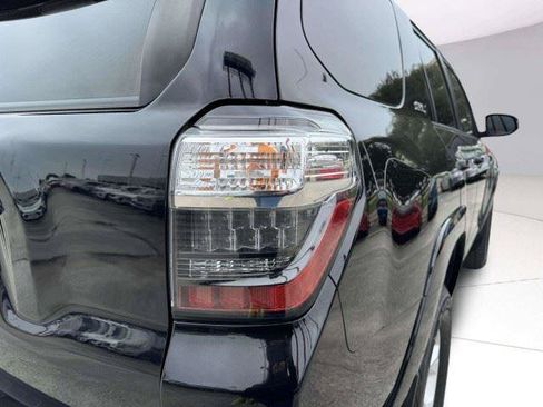 Used 2024 Toyota 4Runner SR5 AWD/4WD image 18