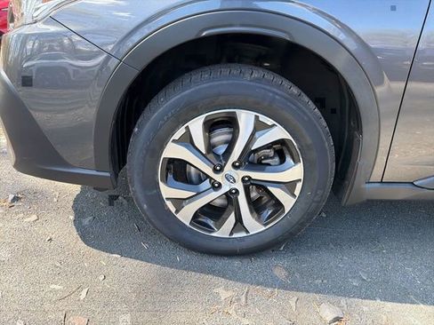 Used 2022 Subaru Outback Limited AWD/4WD image 5