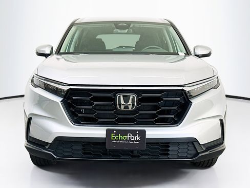 Used 2025 Honda CR-V LX image 2