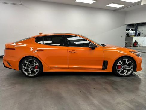 Used 2019 Kia Stinger GTS image 10