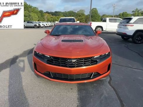 Used 2023 Chevrolet Camaro LT w/ Technology Package RWD image 3