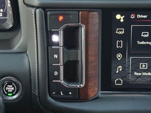 Used 2023 GMC Yukon XL Denali Ultimate image 25