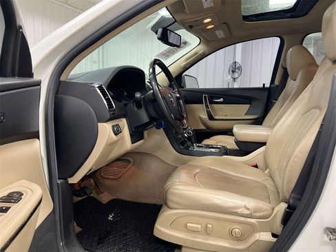 Used 2011 GMC Acadia Denali image 18