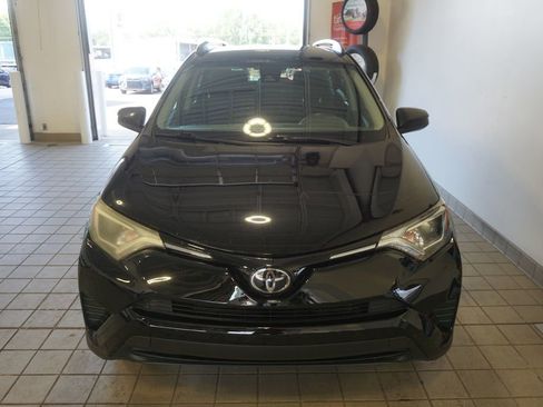 Used 2017 Toyota RAV4 LE w/ All Weather Liner Package AWD/4WD image 10