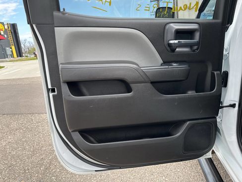 Used 2017 Chevrolet Silverado 3500 W/T image 37