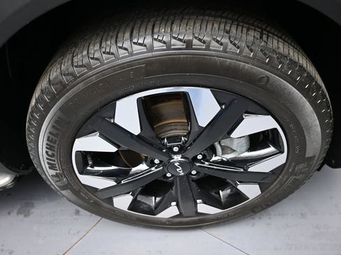 Certified 2023 Kia Sportage X-Line w/ X-Line Premium Package image 12