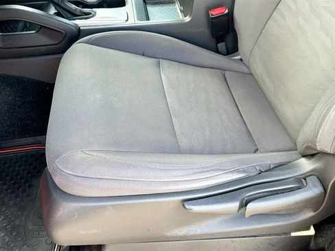 Used 2022 Nissan Frontier S w/ Technology Package image 18