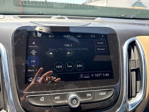 Used 2023 Chevrolet Equinox Premier FWD image 10