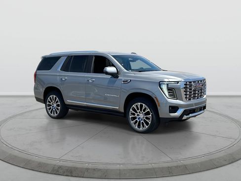 New 2026 GMC Yukon Denali w/ Denali Reserve Package AWD/4WD image 2
