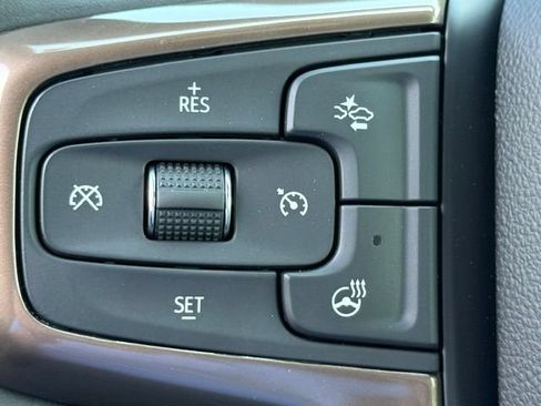 Used 2023 Chevrolet Tahoe High Country AWD/4WD image 22